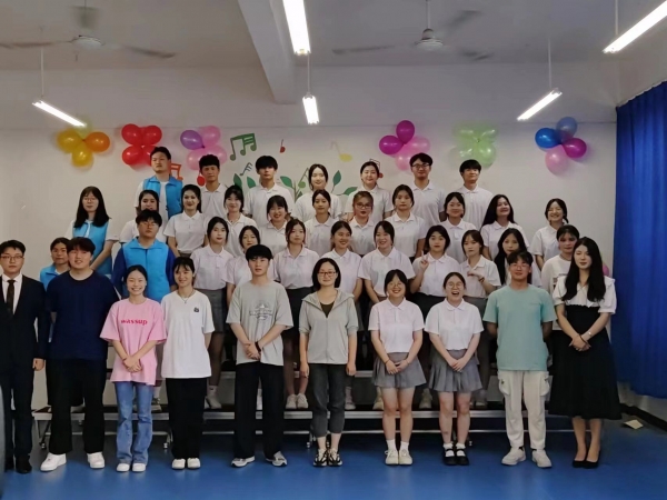 2.唱响青春合唱比赛..jpg